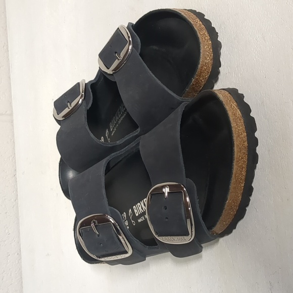 Birkenstock Black Leather Arizona Big Buckle Slide Sandal EU 39, U.S. 8/8.5 EUC - Picture 4 of 10